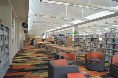 praisner library  Praisner Community Recreation Center is located west of Rt